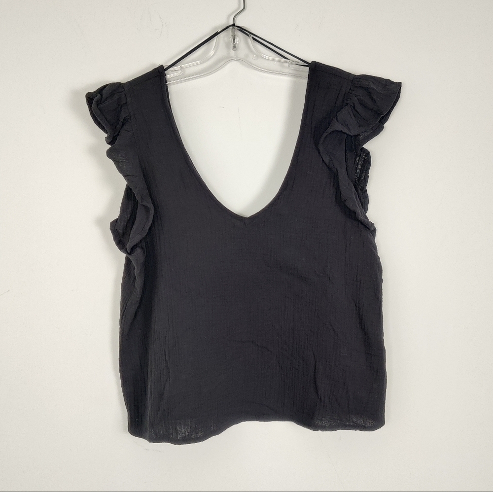 Chic Black Ruffled Sleeve V-Neck Top by Nine Britton - Size Large